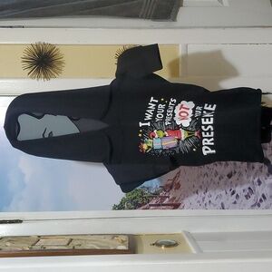 Juniors' Dr. Seuss's The Grinch, I want you presents NOT your presence!